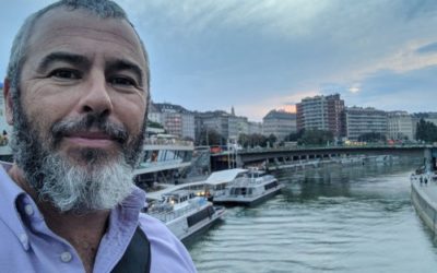 Praying at Satmar in Vienna